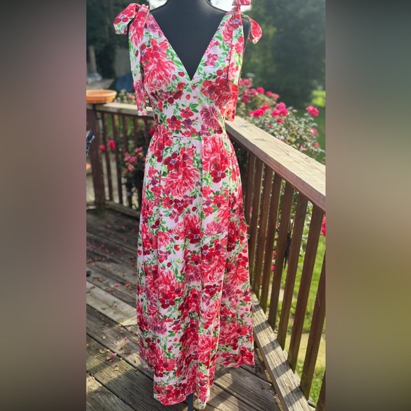by AMICA HALTER STYLE V-NECK CRUISE RESORT PINK &RED FLORAL MAXI DRESS SZ 10 NWT - Picture 2 of 13